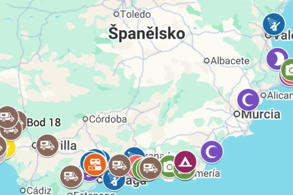 Digitální mapa Španělska s místy na nocování, servisními body a tipy pro život na cestách